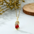 Collana Pixiu dorata con ciondolo in cristallo rosso e pietre in zircone lucido - cavo catena / Oro - Catena a Croce - Pietra Rossa