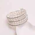 Elegante brazalete multicapa de perlas y diamantes de imitación con acabado plateado - Estilo 1 Plateado (B265)