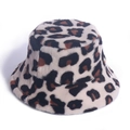 Cappello bucket da donna maculato in ecopelliccia crema e marrone per l'inverno - Bianco