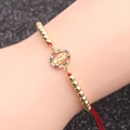 Bracelet perlé doré avec pendentif Vierge Marie et zircons colorés sur cordon rouge - B0100 Vierge Marie Colorée Cordon Rouge