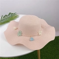 Pink straw sun hat for women with floral mesh decoration and wide wavy brim - M (56-58cm) / Light Pink