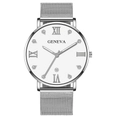 Détail du cadran de montre Geneva avec chiffres romains, cristaux et guichet de date - Cadran Blanc Bracelet Argent