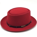 Cappello retrò in feltro di lana rosso con cinturino in pelle nera e fibbia in metallo - M (56-58cm) / Rosso