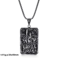 Collier avec pendentif Guan Yu vintage en acier inoxydable et relief 34x49mm - Saint Martial Guan Yu avec style de nuages de bon augure (G6)