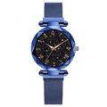 Detalle de reloj de cuarzo con esfera de cielo estrellado, números romanos y correa magnética - Azul
