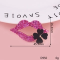 Funkelnde rosa Strass-Lippenbrosche mit schwarzem Kleeblatt auf hellem Hintergrund - Fuchsie Blume Lippen (D950)