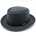 Cappello pork pie in feltro di lana grigia con cinturino in pelle nera e fibbia retrò - M (56-58cm) / Grigio