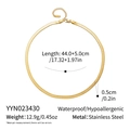 Details der flachen 18K vergoldeten Schlangenkette mit Maßen und Gewichtsinformationen - 5mm Breite (YYN023030) / Gold