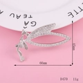 Vista dettagliata del ciondolo fata d'argento con cristalli e dimensioni 66x45mm - D470 Grande Fata Volante (Argento)