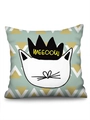 Cartoon white cat with MEEOOW crown on mint green geometric faux linen pillowcase - Style 08