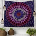 Tapiz de mandala púrpura con patrón floral geométrico en una pared industrial - 150x130cm / Mandala Misterio Púrpura y Rojo