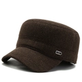 Donkerbruine winter flatcap voor heren van dikke keperstof met metalen FS-logo - Verstelbaar / koffiekleur