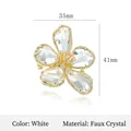 Broche fleur en cristal vintage, blanc et doré, dimensions 35mm x 41mm - Or Blanc
