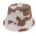 Gros plan d'un chapeau bob en peluche douce avec un motif de vache marron et blanc - Adulte 58CM / Motif Vache Marron