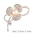 Elegant gold flower brooch with white pearl and sparkling crystals, size 6.3 cm x 4 cm - xz4429 Full Diamond Petal