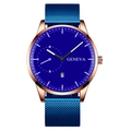 Dettaglio dell'orologio al quarzo oro rosa con cinturino in maglia blu e calendario - Quadrante Blu Cassa Oro Rosa Cinturino Blu