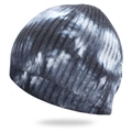 Bonnet en maille tie-dye noir gris et blanc avec texture côtelée et forme arrondie - Bleu Noir