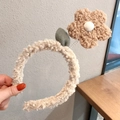 Lambswool plush headband with cute 3D flower and green leaf in light brown color - Khaki Flowers
