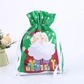 Sac cadeau de Noël à cordon avec motif Père Noël sur fond vert métallisé brillant - Père Noël Vert Foncé 24*32cm