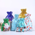 Weihnachts-Geschenktüten Set mit Kordelzug und festlichen bunten Folienmotiven - Sechs Designs 30 Stück