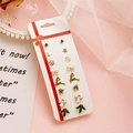 Detailansicht des 9-teiligen Weihnachts-Ohrring-Sets mit Weihnachtsmann und Rentier - Schneemann-Set-Stil / Schneemann Stil Mehrfarbig