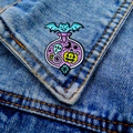 Lot de pins d'Halloween émaillés avec chauve-souris, fantôme et citrouille sur denim - Combinaison de Broche Citrouille Fantôme Chauve-souris