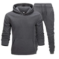 Dunkelgrauer Herren-Fleece-Trainingsanzug mit Kapuzenpullover und Jogginghose in 3D-Ansicht - Dunkelgrau