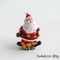 Statuetta Babbo Natale n. 3 in resina con campanella dorata per decoro natalizio - Stile 3 (Babbo Natale seduto con campanello)