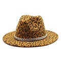 Cappello fedora retrò con stampa leopardata e catena in metallo argento su sfondo bianco - M (56-58cm) / Cachi