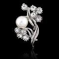 Elegante broche de flor plateado con gran perla blanca y diamantes de imitación brillantes - Ab086-A