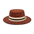 Flacher Fedora-Hut mit Leopardenmuster und dekorativem Band für Damen aus Wollfilz - M(56-58cm) / Burgunderrot