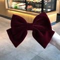 Große weinrote Samtschleife Haarspange mit klassischem Federverschluss Design für Damen - Weinrot (Samt)