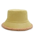 Cappello a secchiello invernale giallo senape con bordo in pile sherpa in twill - Giallo