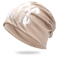 Bonnet en maille marron clair chic avec imprimé graffiti lettres musique blanc - Taille unique / Beige