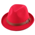 Klassischer roter Filzhut mit braunem Lederband und silberner Metallschnalle - M (56-58cm) / Rot