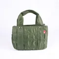 Bolso de mano acolchado de nailon verde militar con tela ligera y remaches - Pequeño / Verde Militar