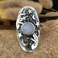 Anello magico vintage con pietra di luna e motivi di stelle e luna crescente - US 5 / Argento