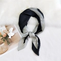 Black and light gray pleated silk scarf in stylish cashew pattern with a classic knot - Two-tone Black Grey