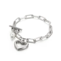 Silbernes Edelstahl-Büroklammer-Armband mit Herzanhänger und Perlenakzent - Stahlfarbenes Armband (KB138408-Z)