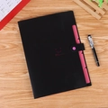 Chemise à soufflet noire avec cœur rose et fermeture à bouton pour documents A4 - Noir