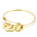 Golden stainless steel open bangle with shell letter V and heart charms - Letter V / Gold