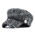 Detalle de gorra newsboy de tweed con cordón trenzado y botones plateados de metal - M (56-58cm) / Negro Mixto