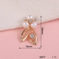 Elegante ciondolo a fiore con tre perle e foglie dorate e decorazioni in strass lucidi - D677 Fiore di Perla Stile 4