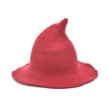 Dettaglio del cappello da strega in maglia rosso scuro con punta e trama a costine fini - M (56-58cm) / Borgogna