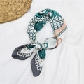 Elegante foulard in seta verde smeraldo e grigio con motivo a catena vintage - Coppia Verde