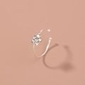 Anello al naso regolabile in argento con petali di fiori scintillanti in zirconi cubici - SE401 (Fiore d'Argento) / Argento