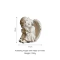 Noords mini engelenbeeldje in ivoorwit, rustende kleine cupido met vleugels sculptuur - Nadenkende Engel Steunend op Linkerknie