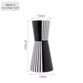 Moderne schwarz-weiße geometrische Keramikvase mit 27,5 cm Höhe und Streifendesign - 27.5x10x13cm