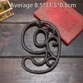 Industrielle Hausnummer 9 aus Gusseisen in Bronze mit antikem Rankendesign - Hohle Nummer 9