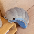 Creatieve blauw-grijze pissebed rups pluche knuffel liggend op een zacht bed - Standaardtype / Grijs / 30cm
